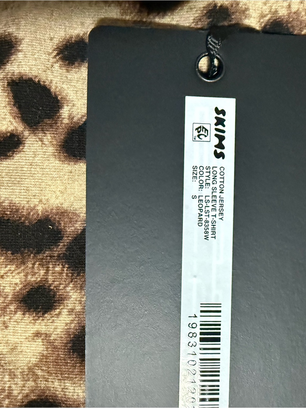 SKIMS/Dolce & Gabbana- Leopard Cotton Jersey Long Sleeve Top - Picture 4 of 4